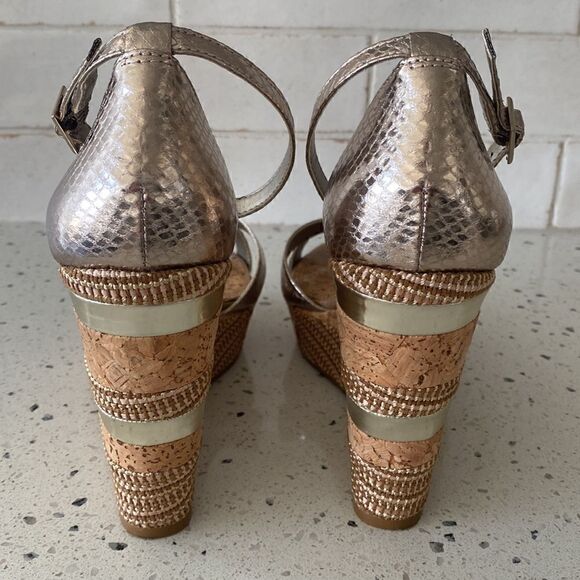 Gianni Bini Women Cork Wedge Metallic Gold Ankle Strap Platform Sandals Size 10 - Picture 5 of 16